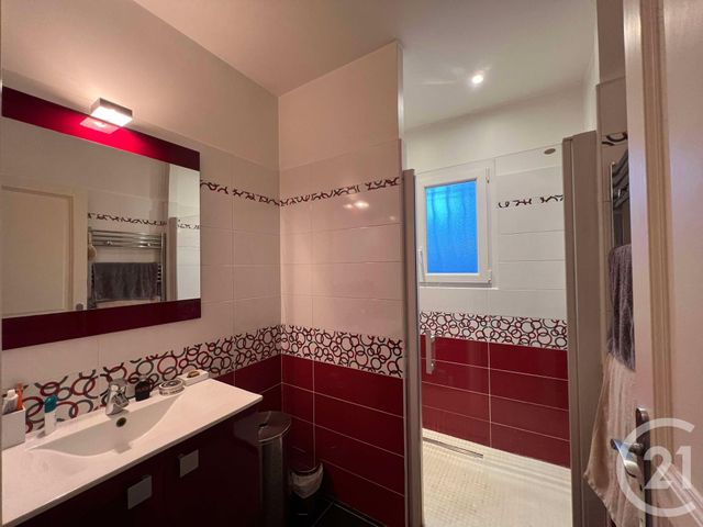 maison à louer - 6 pièces - 128.88 m2 - LA VALETTE DU VAR - 83 - PROVENCE-ALPES-COTE-D-AZUR - Century 21 Colbert Immobilier