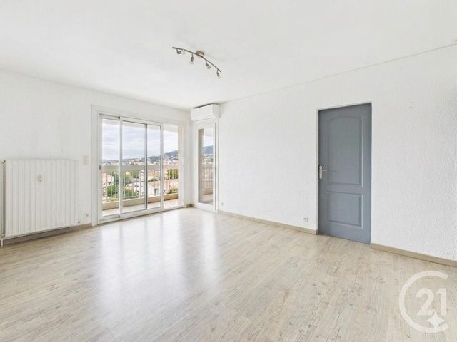 Appartement F3 à vendre - 3 pièces - 63.99 m2 - LA VALETTE DU VAR - 83 - PROVENCE-ALPES-COTE-D-AZUR - Century 21 Colbert Immobilier