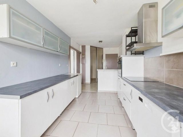 Appartement F3 à vendre - 3 pièces - 63.99 m2 - LA VALETTE DU VAR - 83 - PROVENCE-ALPES-COTE-D-AZUR - Century 21 Colbert Immobilier