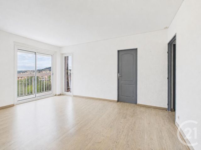 Appartement F3 à vendre - 3 pièces - 63.99 m2 - LA VALETTE DU VAR - 83 - PROVENCE-ALPES-COTE-D-AZUR - Century 21 Colbert Immobilier