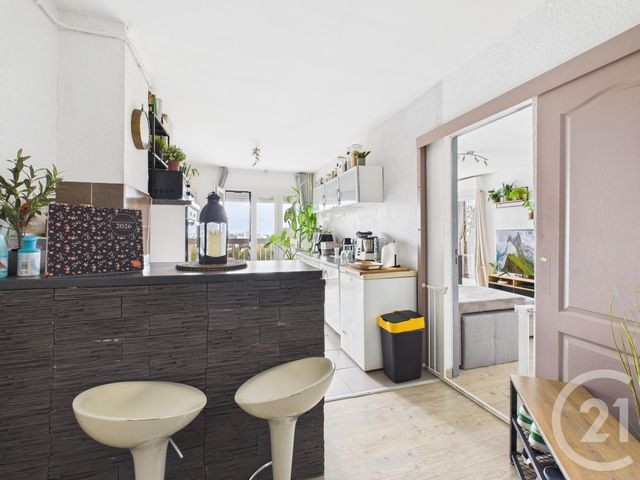 Appartement F3 à vendre - 3 pièces - 63.99 m2 - LA VALETTE DU VAR - 83 - PROVENCE-ALPES-COTE-D-AZUR - Century 21 Colbert Immobilier