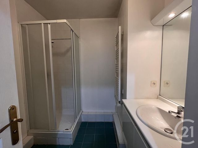 Appartement F2 à louer - 2 pièces - 46.43 m2 - TOULON - 83 - PROVENCE-ALPES-COTE-D-AZUR - Century 21 Colbert Immobilier