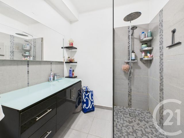 Appartement F3 à louer - 3 pièces - 56.05 m2 - TOULON - 83 - PROVENCE-ALPES-COTE-D-AZUR - Century 21 Colbert Immobilier