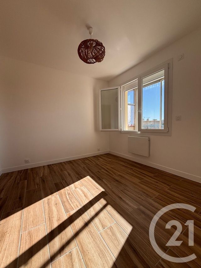 Appartement T3 à vendre - 4 pièces - 58.45 m2 - LA VALETTE DU VAR - 83 - PROVENCE-ALPES-COTE-D-AZUR - Century 21 Colbert Immobilier