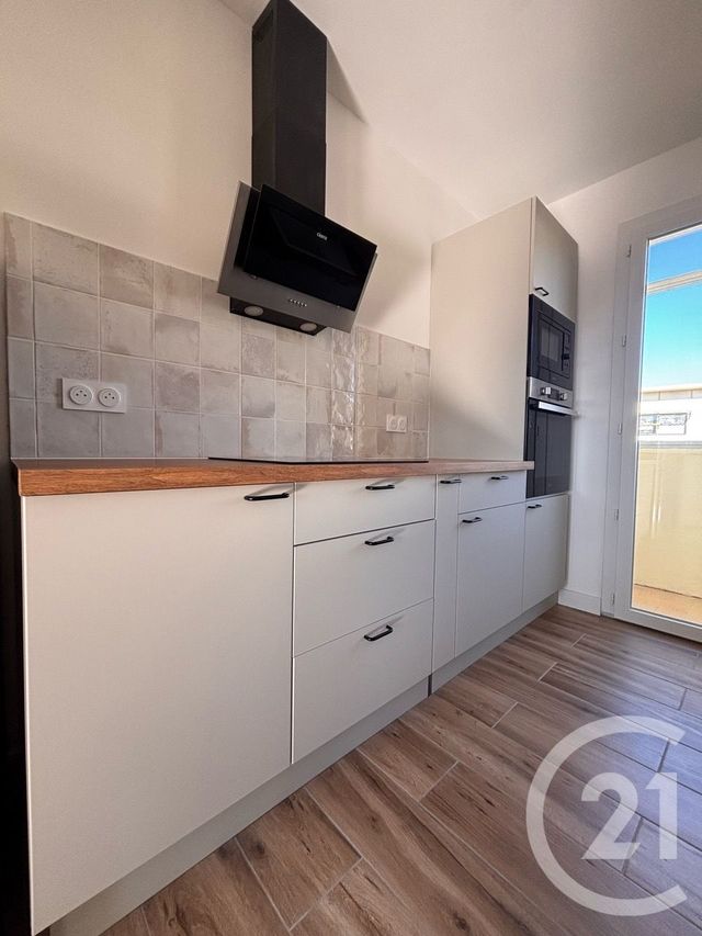 Appartement T3 à vendre - 4 pièces - 58.45 m2 - LA VALETTE DU VAR - 83 - PROVENCE-ALPES-COTE-D-AZUR - Century 21 Colbert Immobilier