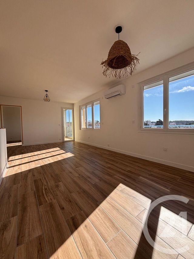 Appartement T3 à vendre - 4 pièces - 58.45 m2 - LA VALETTE DU VAR - 83 - PROVENCE-ALPES-COTE-D-AZUR - Century 21 Colbert Immobilier