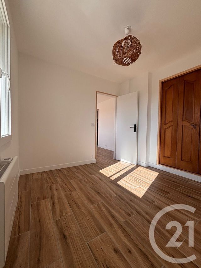 Appartement T3 à vendre - 4 pièces - 58.45 m2 - LA VALETTE DU VAR - 83 - PROVENCE-ALPES-COTE-D-AZUR - Century 21 Colbert Immobilier