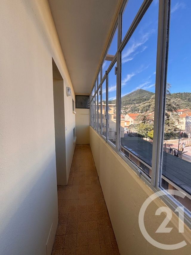 Appartement T3 à vendre - 4 pièces - 58.45 m2 - LA VALETTE DU VAR - 83 - PROVENCE-ALPES-COTE-D-AZUR - Century 21 Colbert Immobilier