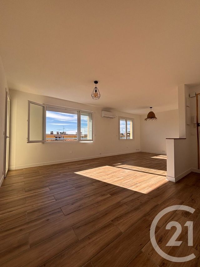 Appartement T3 à vendre - 4 pièces - 58.45 m2 - LA VALETTE DU VAR - 83 - PROVENCE-ALPES-COTE-D-AZUR - Century 21 Colbert Immobilier