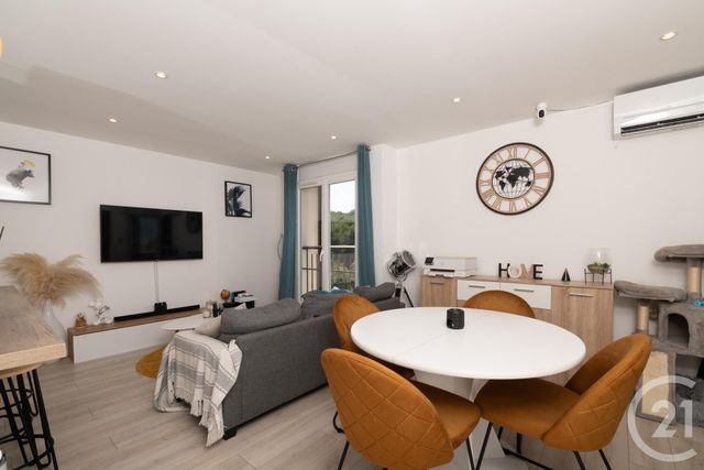 Appartement F2 à louer - 2 pièces - 52.43 m2 - LA VALETTE DU VAR - 83 - PROVENCE-ALPES-COTE-D-AZUR - Century 21 Colbert Immobilier