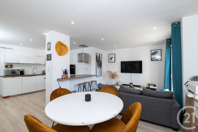 Appartement F2 à louer - 2 pièces - 52.43 m2 - LA VALETTE DU VAR - 83 - PROVENCE-ALPES-COTE-D-AZUR - Century 21 Colbert Immobilier