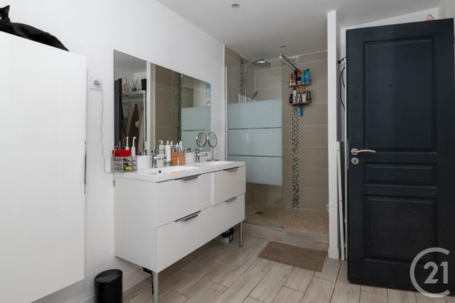 Appartement F2 à louer - 2 pièces - 52.43 m2 - LA VALETTE DU VAR - 83 - PROVENCE-ALPES-COTE-D-AZUR - Century 21 Colbert Immobilier