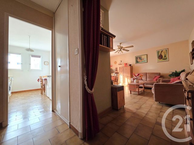 Appartement T3 à vendre - 3 pièces - 71.42 m2 - LA VALETTE DU VAR - 83 - PROVENCE-ALPES-COTE-D-AZUR - Century 21 Colbert Immobilier