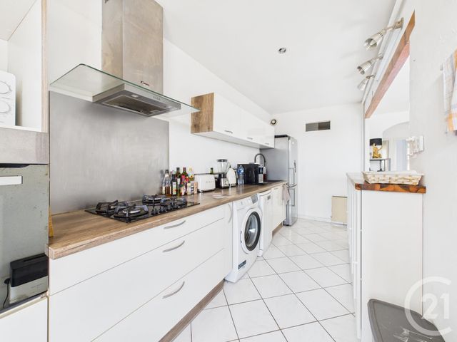 Appartement F3 à louer - 3 pièces - 66.25 m2 - TOULON - 83 - PROVENCE-ALPES-COTE-D-AZUR - Century 21 Colbert Immobilier