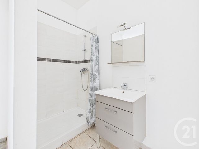 Appartement T2 à vendre - 2 pièces - 40.3 m2 - TOULON - 83 - PROVENCE-ALPES-COTE-D-AZUR - Century 21 Colbert Immobilier