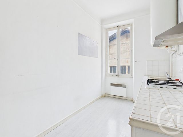 Appartement T2 à vendre - 2 pièces - 45.0 m2 - TOULON - 83 - PROVENCE-ALPES-COTE-D-AZUR - Century 21 Colbert Immobilier