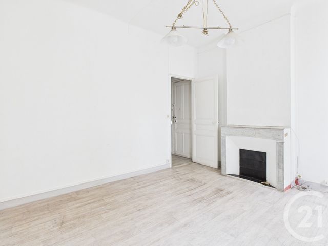 Appartement T2 à vendre - 2 pièces - 45.0 m2 - TOULON - 83 - PROVENCE-ALPES-COTE-D-AZUR - Century 21 Colbert Immobilier