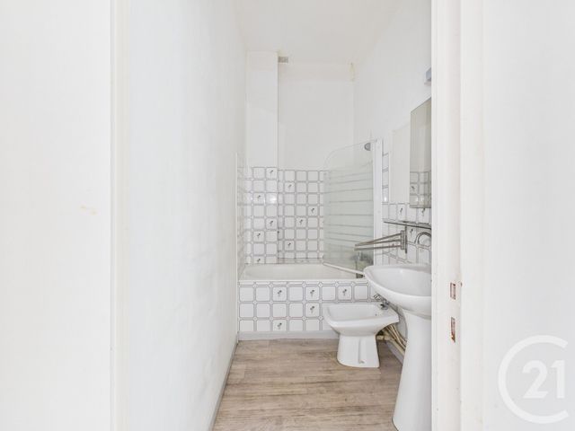 Appartement T2 à vendre - 2 pièces - 45.0 m2 - TOULON - 83 - PROVENCE-ALPES-COTE-D-AZUR - Century 21 Colbert Immobilier