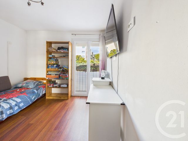 Appartement T4 à vendre - 4 pièces - 76.69 m2 - LA VALETTE DU VAR - 83 - PROVENCE-ALPES-COTE-D-AZUR - Century 21 Colbert Immobilier