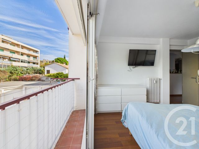 Appartement T4 à vendre - 4 pièces - 76.69 m2 - LA VALETTE DU VAR - 83 - PROVENCE-ALPES-COTE-D-AZUR - Century 21 Colbert Immobilier