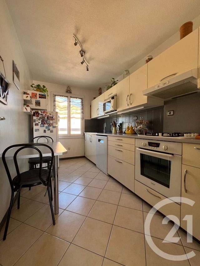 Appartement T3 à vendre - 3 pièces - 66.86 m2 - LA VALETTE DU VAR - 83 - PROVENCE-ALPES-COTE-D-AZUR - Century 21 Colbert Immobilier