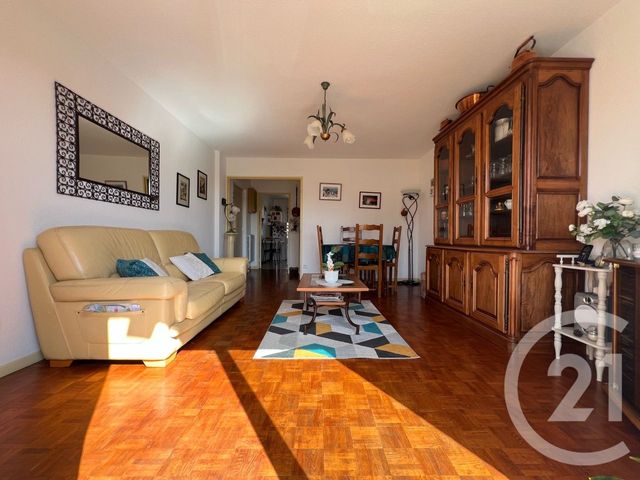 Appartement T3 à vendre - 3 pièces - 66.86 m2 - LA VALETTE DU VAR - 83 - PROVENCE-ALPES-COTE-D-AZUR - Century 21 Colbert Immobilier