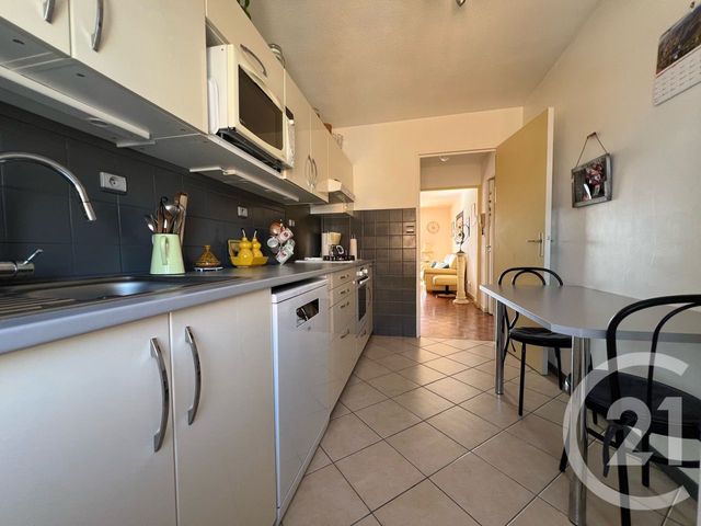 Appartement T3 à vendre - 3 pièces - 66.86 m2 - LA VALETTE DU VAR - 83 - PROVENCE-ALPES-COTE-D-AZUR - Century 21 Colbert Immobilier