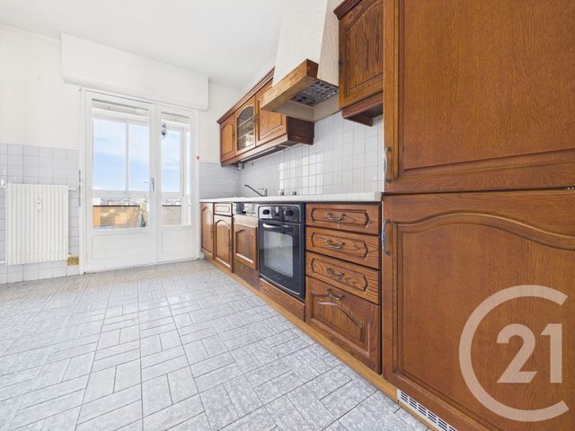 Appartement T3 à vendre - 3 pièces - 70.09 m2 - TOULON - 83 - PROVENCE-ALPES-COTE-D-AZUR - Century 21 Colbert Immobilier