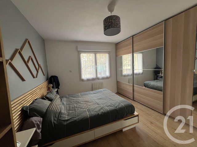 Appartement F3 à louer - 3 pièces - 59.31 m2 - LA VALETTE DU VAR - 83 - PROVENCE-ALPES-COTE-D-AZUR - Century 21 Colbert Immobilier