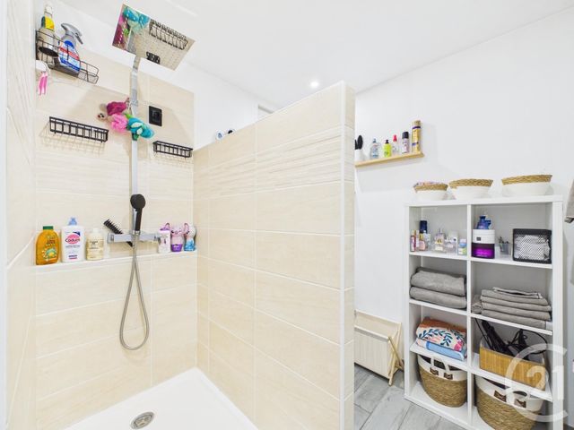 Appartement F4 à vendre - 4 pièces - 64.97 m2 - LA VALETTE DU VAR - 83 - PROVENCE-ALPES-COTE-D-AZUR - Century 21 Colbert Immobilier