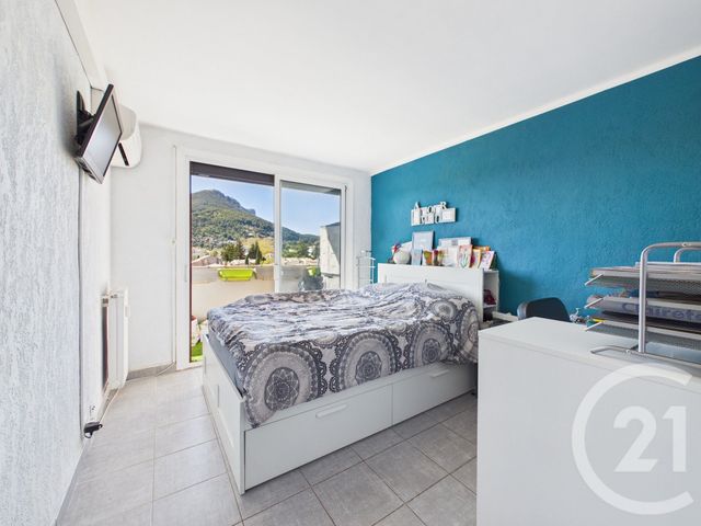 Appartement T3 à vendre - 3 pièces - 61.49 m2 - LA VALETTE DU VAR - 83 - PROVENCE-ALPES-COTE-D-AZUR - Century 21 Colbert Immobilier