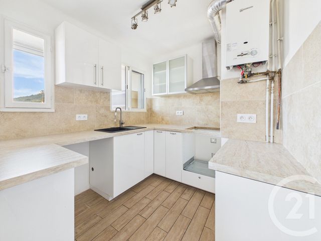 Appartement T3 à vendre - 3 pièces - 54.0 m2 - TOULON - 83 - PROVENCE-ALPES-COTE-D-AZUR - Century 21 Colbert Immobilier