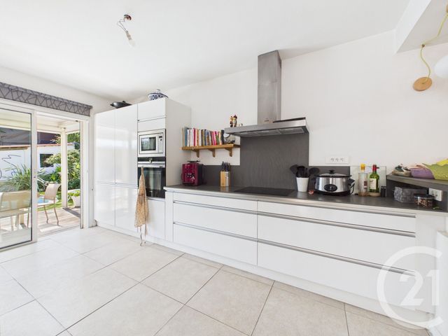 maison à vendre - 5 pièces - 136.23 m2 - LA SEYNE SUR MER - 83 - PROVENCE-ALPES-COTE-D-AZUR - Century 21 Colbert Immobilier