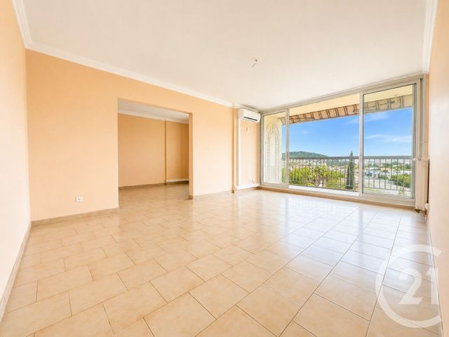 Appartement T5 à vendre - 4 pièces - 99.09 m2 - LA VALETTE DU VAR - 83 - PROVENCE-ALPES-COTE-D-AZUR - Century 21 Colbert Immobilier