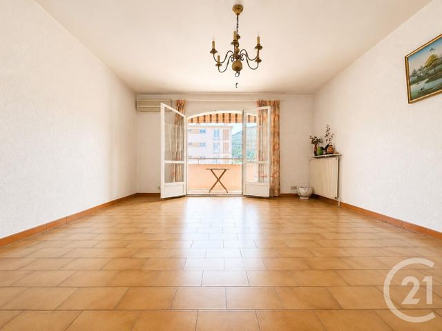 Appartement T3 à vendre - 3 pièces - 71.0 m2 - LA VALETTE DU VAR - 83 - PROVENCE-ALPES-COTE-D-AZUR - Century 21 Colbert Immobilier