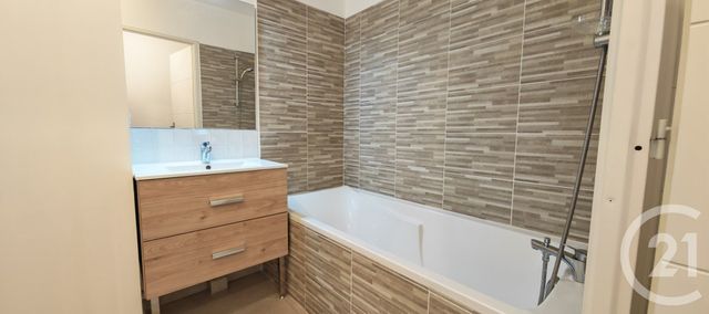 Appartement F4 à vendre - 4 pièces - 90.0 m2 - TOULON - 83 - PROVENCE-ALPES-COTE-D-AZUR - Century 21 Colbert Immobilier