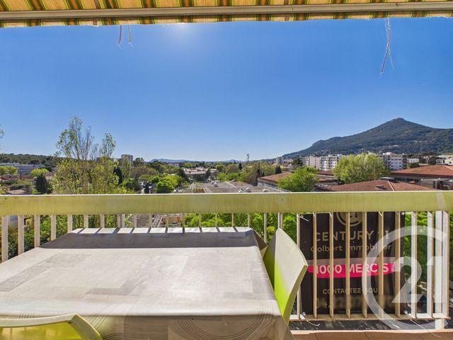 Appartement T4 à vendre - 5 pièces - 87.56 m2 - LA VALETTE DU VAR - 83 - PROVENCE-ALPES-COTE-D-AZUR - Century 21 Colbert Immobilier
