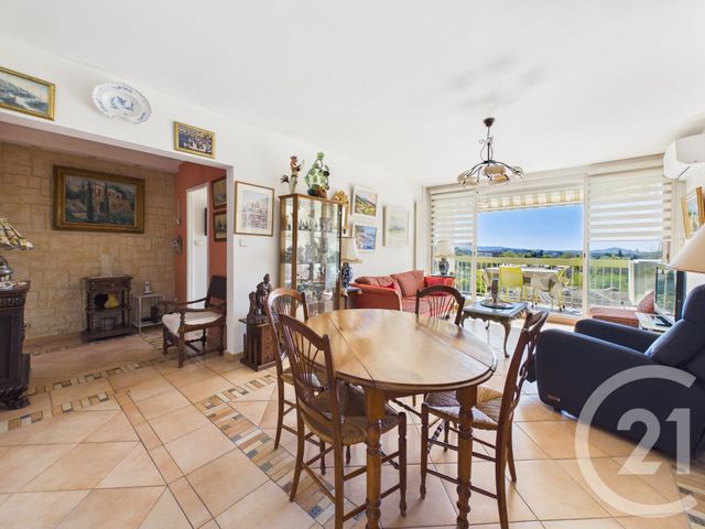 Appartement T4 à vendre - 5 pièces - 87.56 m2 - LA VALETTE DU VAR - 83 - PROVENCE-ALPES-COTE-D-AZUR - Century 21 Colbert Immobilier