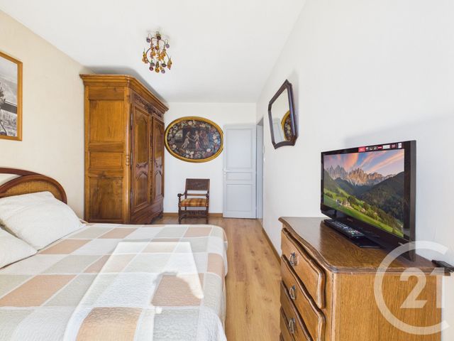 Appartement T4 à vendre - 5 pièces - 87.56 m2 - LA VALETTE DU VAR - 83 - PROVENCE-ALPES-COTE-D-AZUR - Century 21 Colbert Immobilier