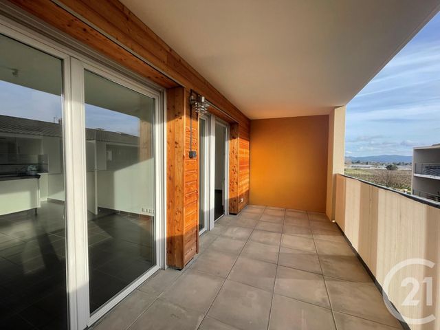 Appartement à louer - 3 pièces - 54.08 m2 - CUERS - 83 - PROVENCE-ALPES-COTE-D-AZUR - Century 21 Colbert Immobilier