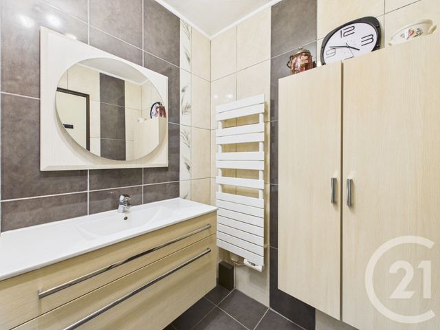 Appartement à vendre - 3 pièces - 67.51 m2 - LA VALETTE DU VAR - 83 - PROVENCE-ALPES-COTE-D-AZUR - Century 21 Colbert Immobilier