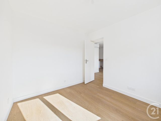 Appartement F3 à louer - 3 pièces - 52.4 m2 - TOULON - 83 - PROVENCE-ALPES-COTE-D-AZUR - Century 21 Colbert Immobilier