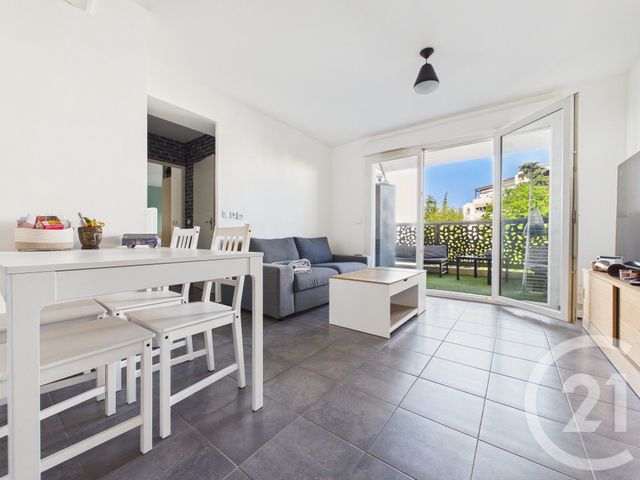 Appartement F2 à vendre - 2 pièces - 44.0 m2 - TOULON - 83 - PROVENCE-ALPES-COTE-D-AZUR - Century 21 Colbert Immobilier