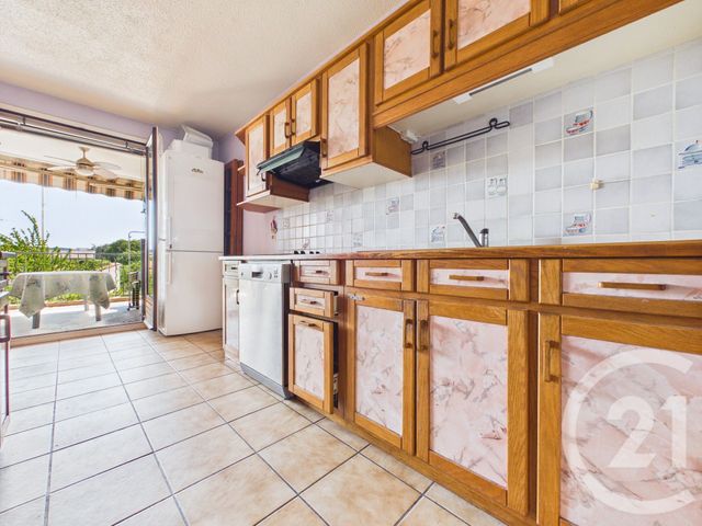 Appartement T4 à vendre - 4 pièces - 99.8 m2 - LA VALETTE DU VAR - 83 - PROVENCE-ALPES-COTE-D-AZUR - Century 21 Colbert Immobilier