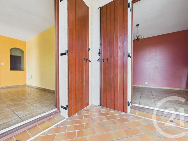 Appartement T4 à vendre - 4 pièces - 99.8 m2 - LA VALETTE DU VAR - 83 - PROVENCE-ALPES-COTE-D-AZUR - Century 21 Colbert Immobilier