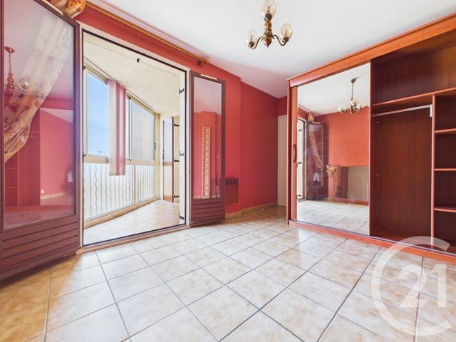 Appartement T4 à vendre - 4 pièces - 99.8 m2 - LA VALETTE DU VAR - 83 - PROVENCE-ALPES-COTE-D-AZUR - Century 21 Colbert Immobilier