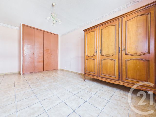 Appartement T4 à vendre - 4 pièces - 99.8 m2 - LA VALETTE DU VAR - 83 - PROVENCE-ALPES-COTE-D-AZUR - Century 21 Colbert Immobilier