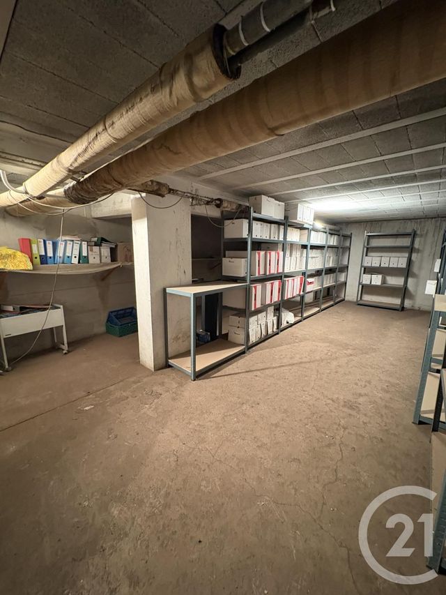 Appartement à louer - 1 pièce - 70.0 m2 - LA VALETTE DU VAR - 83 - PROVENCE-ALPES-COTE-D-AZUR - Century 21 Colbert Immobilier