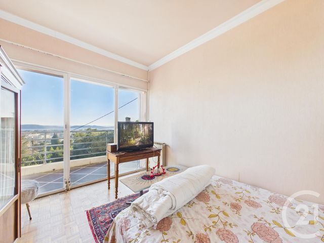 Appartement F4 à louer - 4 pièces - 86.96 m2 - TOULON - 83 - PROVENCE-ALPES-COTE-D-AZUR - Century 21 Colbert Immobilier