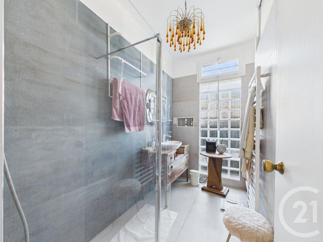 Appartement F4 à louer - 4 pièces - 86.96 m2 - TOULON - 83 - PROVENCE-ALPES-COTE-D-AZUR - Century 21 Colbert Immobilier